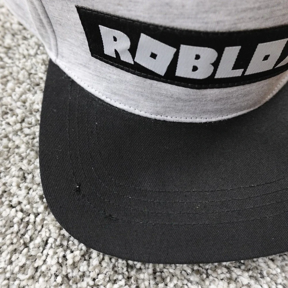 Roblox Hat Boys Gray OSFM Adjustable Snap Back Cap Game Gaming Gamer Youth Child